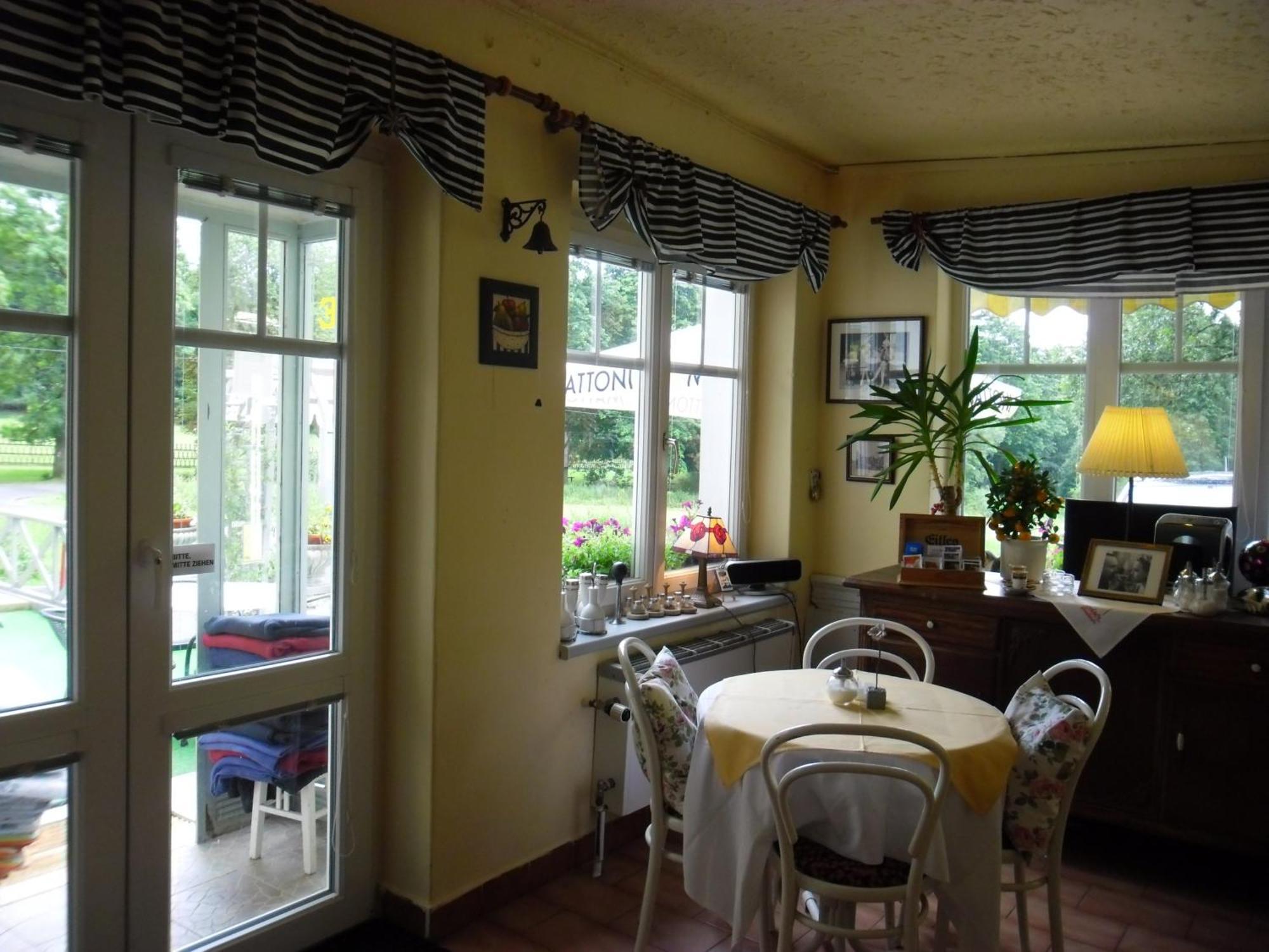 Villa Meteor Mariánské Lázně Exteriör bild